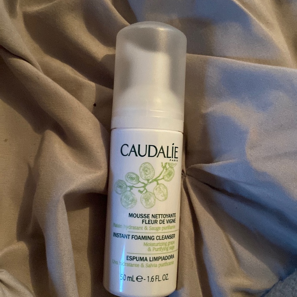 Caudalie Instant Foaming Cleanser